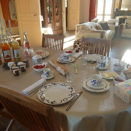 Les Palmiers Bed and Breakfast Mauves Buitenkant foto